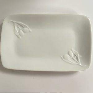 Crate & Barrel Plate Porcelain with Raised Olive Design For Cheese Snacks mint!